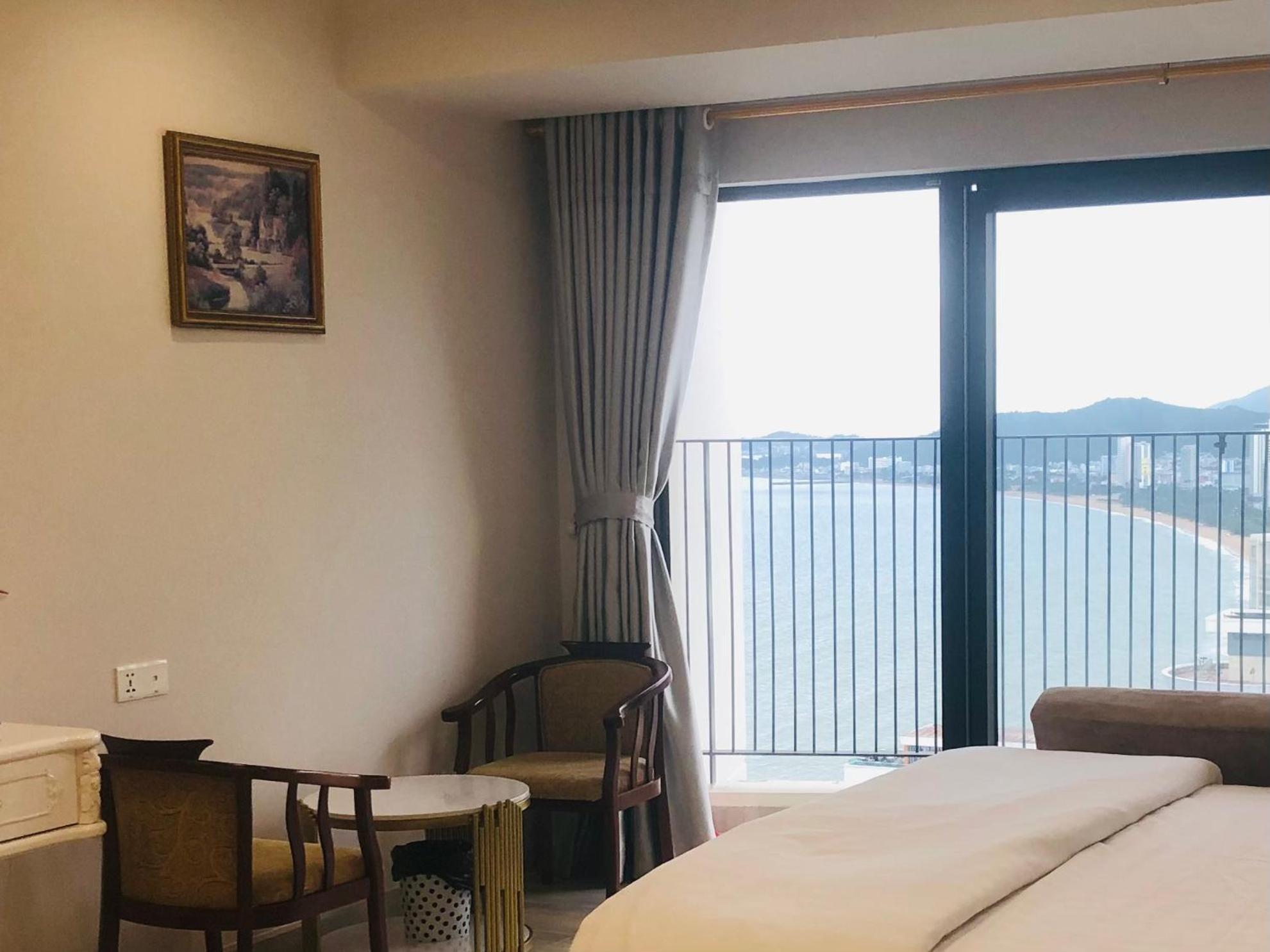 Can Ho Gold Coast O Nha Trang View Bien - Vivastay Buitenkant foto
