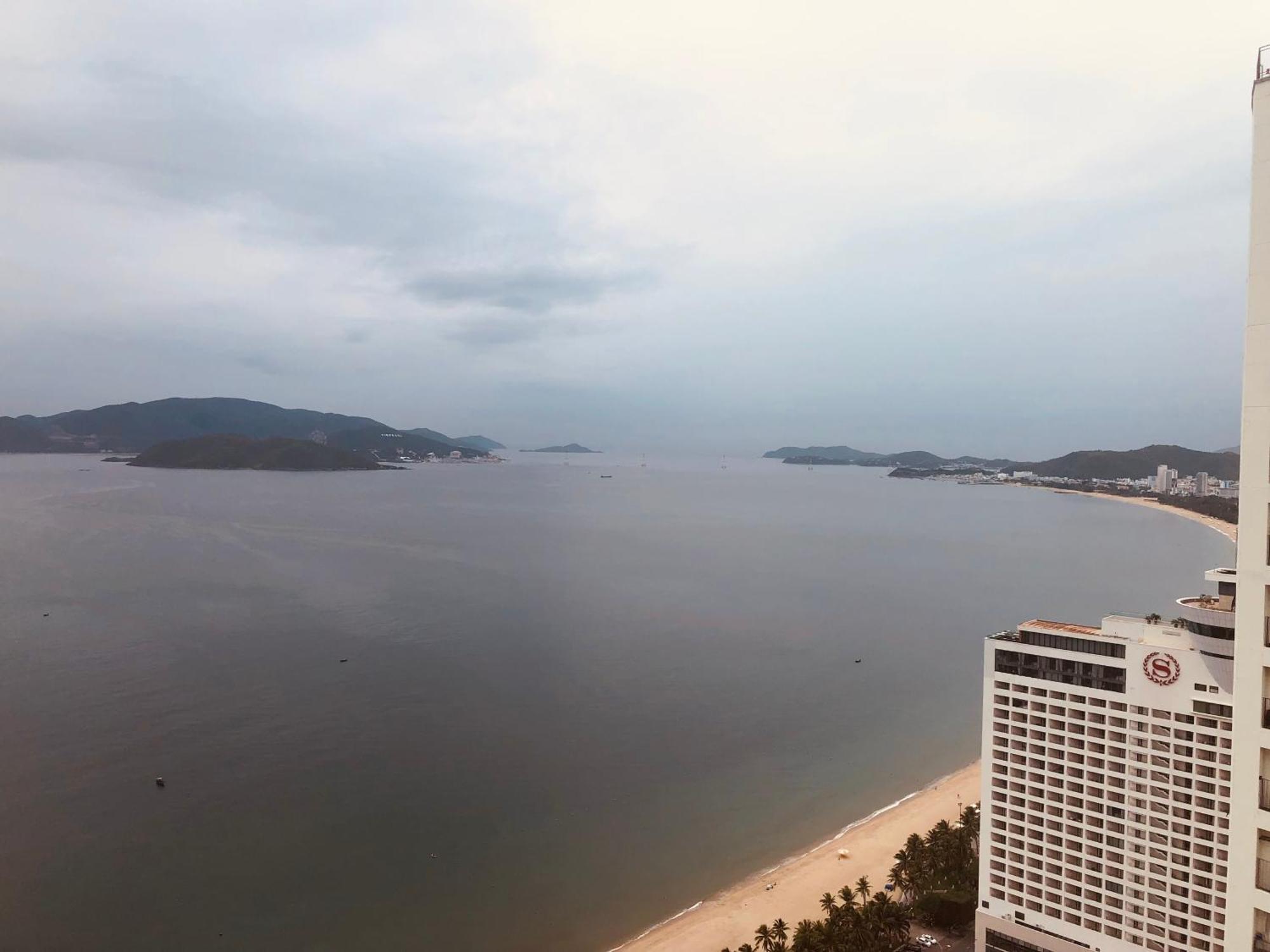 Can Ho Gold Coast O Nha Trang View Bien - Vivastay Buitenkant foto